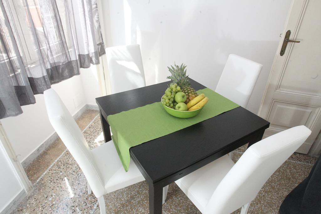 Via Del Corso Apartment روما المظهر الخارجي الصورة
